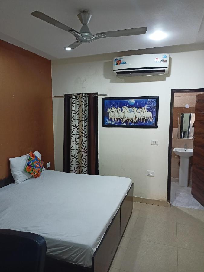 Hotel Asian Plaza Delhi Airport Νέο Δελχί Εξωτερικό φωτογραφία