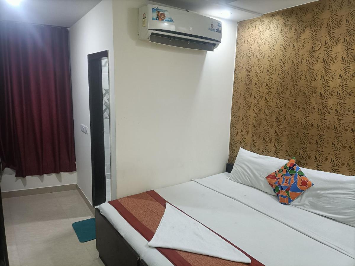 Hotel Asian Plaza Delhi Airport Νέο Δελχί Εξωτερικό φωτογραφία
