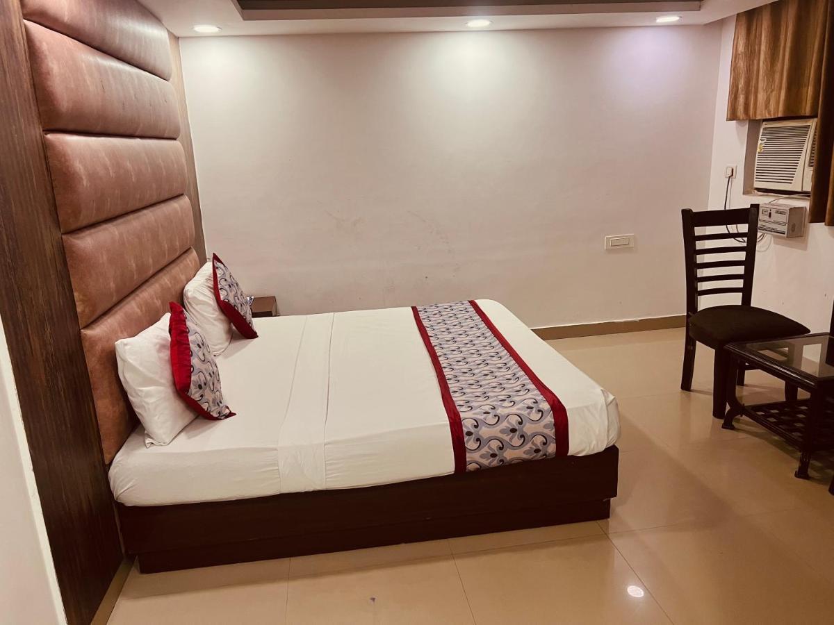 Hotel Asian Plaza Delhi Airport Νέο Δελχί Εξωτερικό φωτογραφία