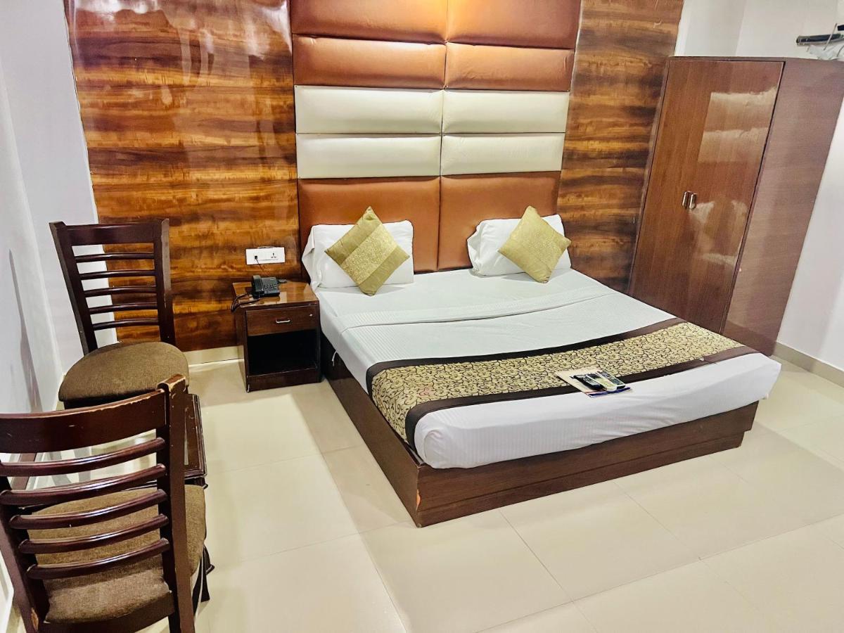 Hotel Asian Plaza Delhi Airport Νέο Δελχί Εξωτερικό φωτογραφία