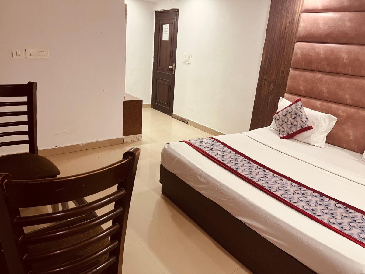Hotel Asian Plaza Delhi Airport Νέο Δελχί Εξωτερικό φωτογραφία